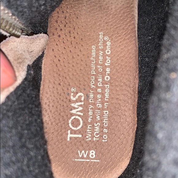 Toms Sz 8 M Gray Suede Side Zip Wedge Ankle Boot - Picture 3 of 7